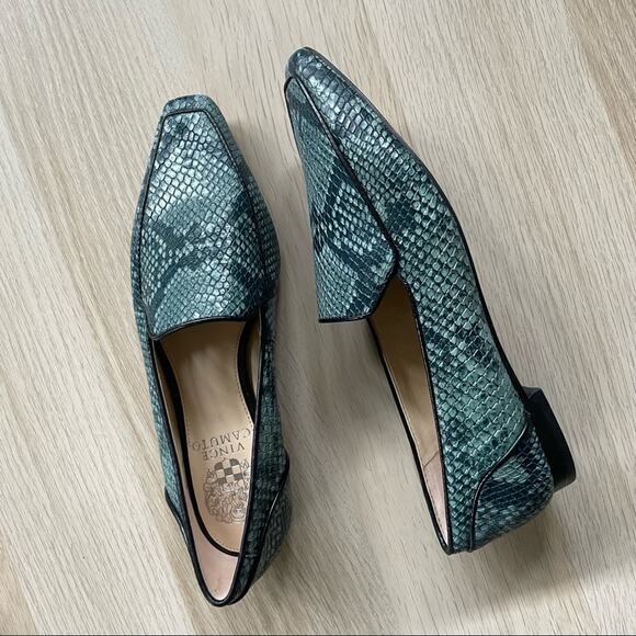 Vince Camuto Kallassa Bluestone Snake Print Leather Loafer size 5.5M shoes - Picture 10 of 10